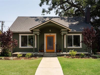 814 E Foothill Blvd, Monrovia, CA, 91016