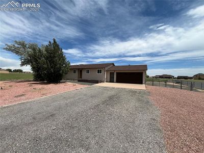 644 S Avenida Del Oro Dr, Pueblo, CO, 81007