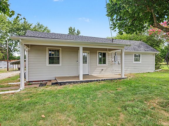 3rd image of 272 Clubbs Rd