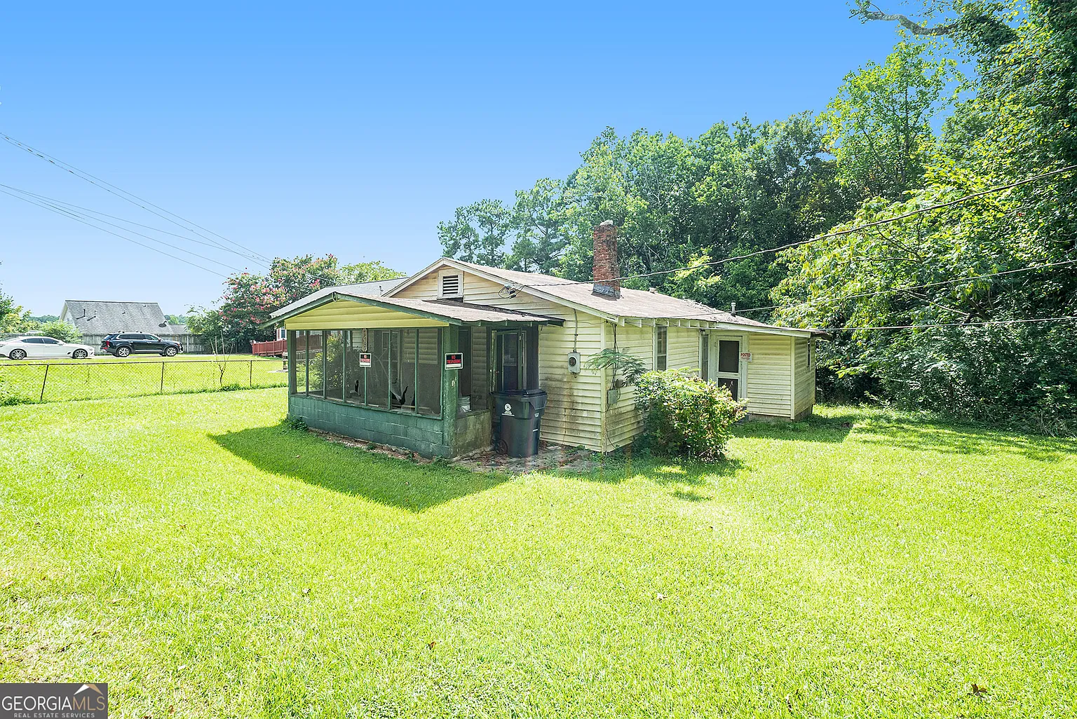 155 Tye St photo 1