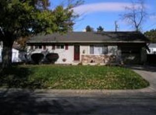 9 E Columbia St, Danville, IL 61832
