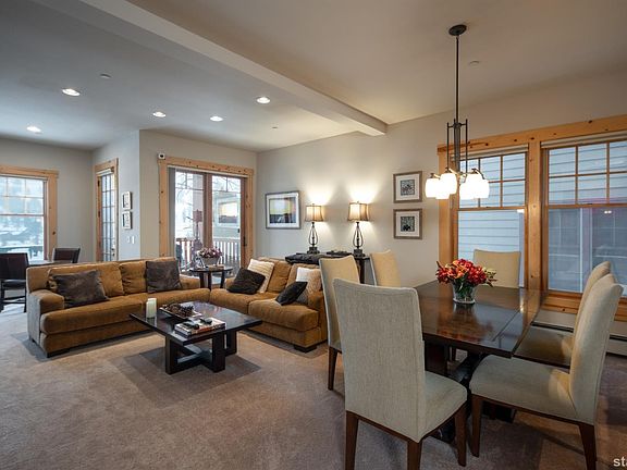 4th image of 39 Palisades Dr #109