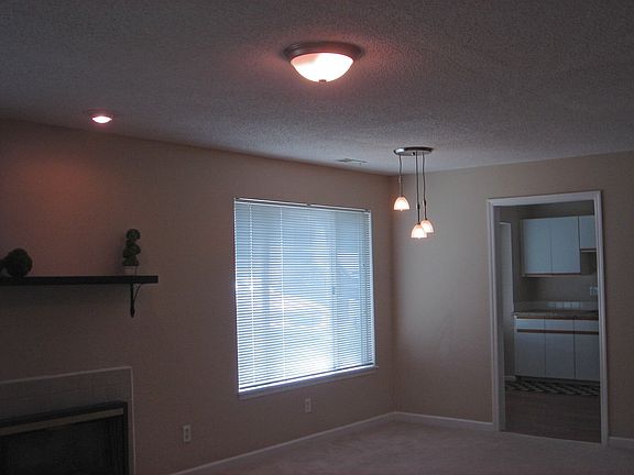 Sunny Dining Area..