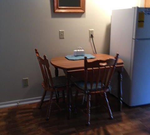 4th image of 871 E 7th St #45