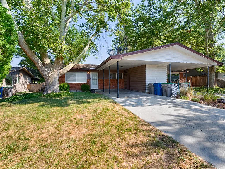3410 W Sunset Ave — Photo 2