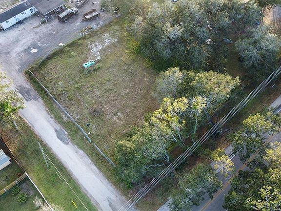 3rd image of 9506 HOENSTINE AVENUE