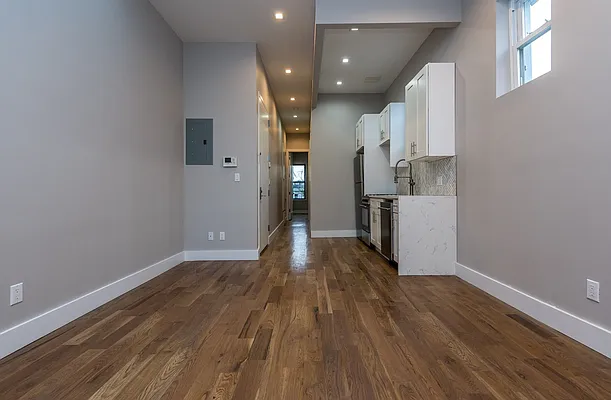 Rented by Nooklyn NYC LLC | media 41