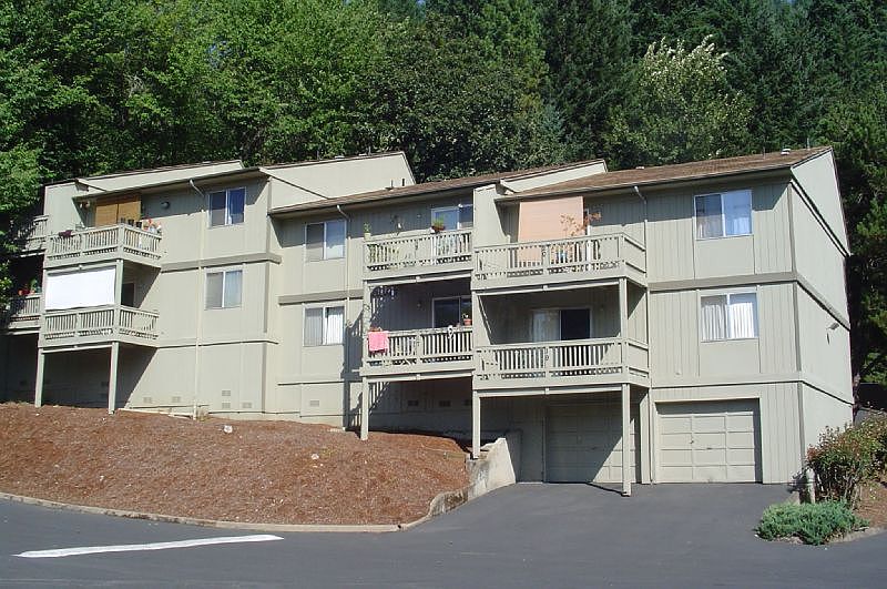 2nd image of 4001 Potter St APT 71