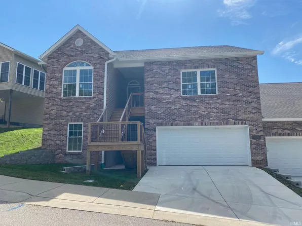 2465 N Stonelake Cir, Bloomington, IN 47404