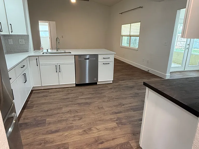 5952 Katona Dr — Photo 5