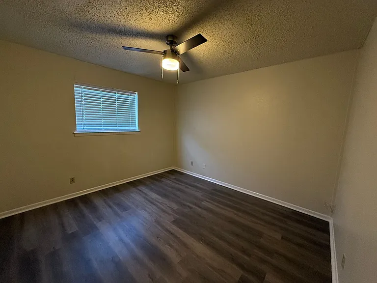2902 Lake Rd — Photo 10