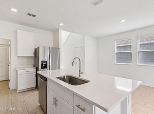 7782 Cahill Ln, Jacksonville, FL 32219