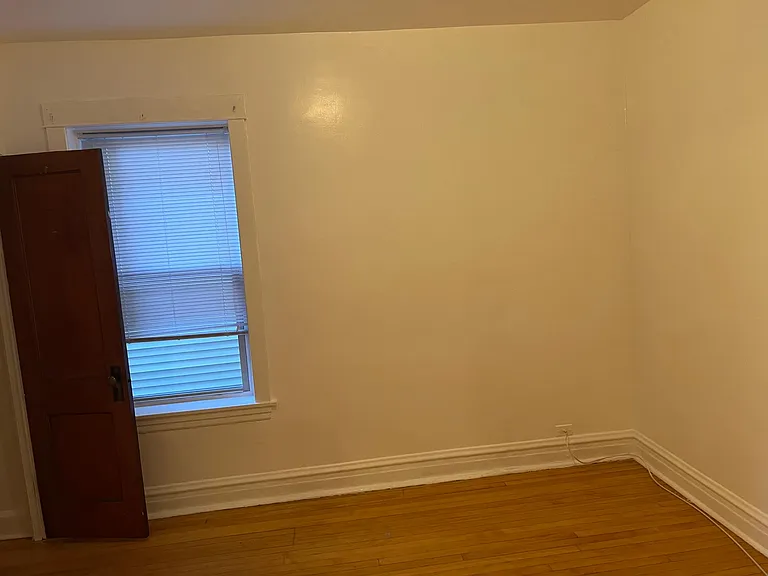 5154 W Berteau Ave #1 — Photo 11