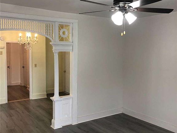 3rd image of 9214 176th St