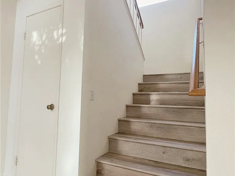 2117 Los Ranchitos Rd — Photo 17