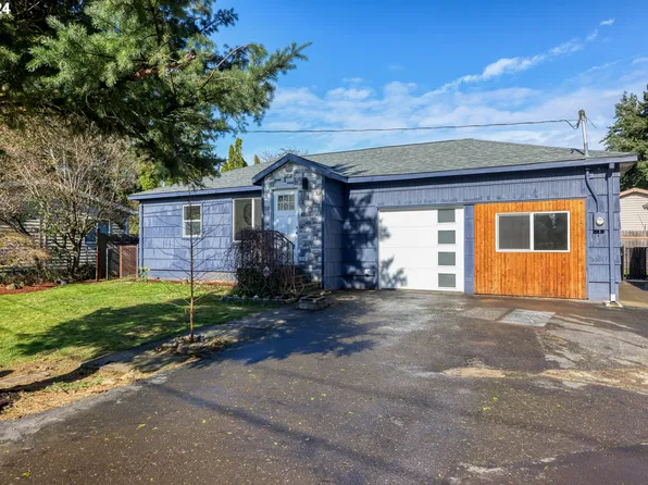 13943 SE Lincoln St Unit A, Portland, OR 97233