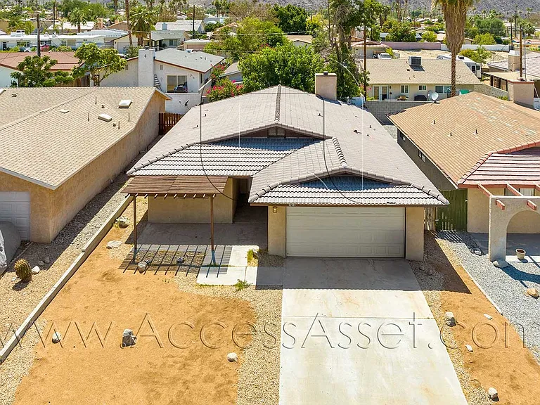 52585 Avenida Velasco — Photo 24