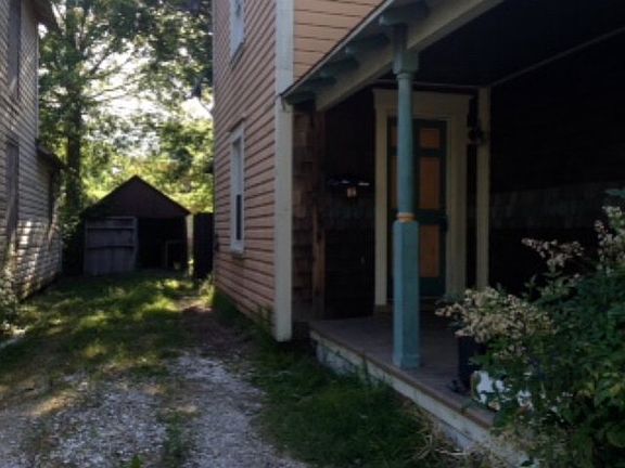 4th image of 119 Fig St