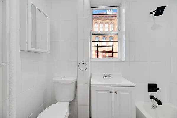 Rented by (Legacy) Tri Hill Realty Group LLC | media 8