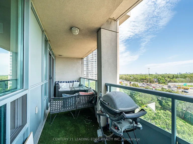 17 Barberry Pl #808 — Photo 28