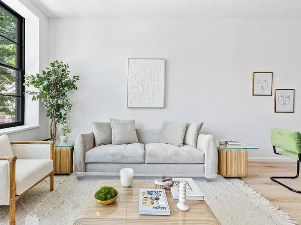 38 Skillman Ave Floor 2, Brooklyn, NY 11211