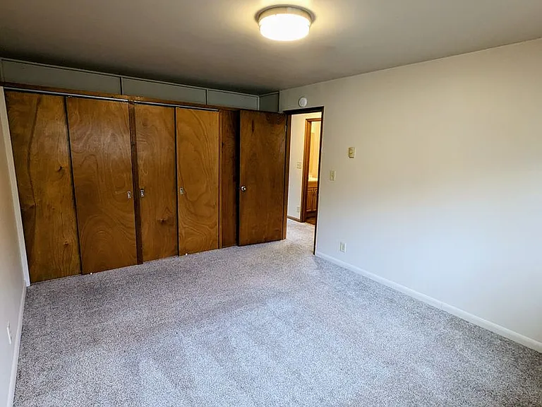Welcome to Parkwood Apartments! — Photo 17