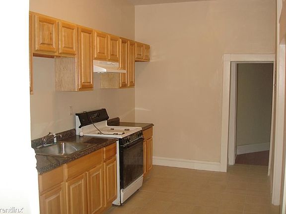 2208 LINDEN APT2 KIT