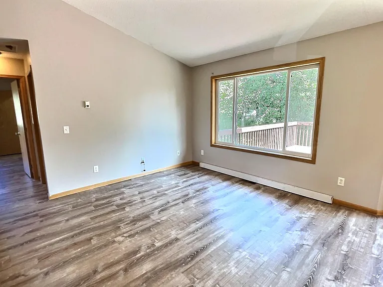 6081 Bakken St — Photo 8
