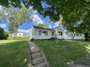 406 3rd St, Alpha, MI 49902