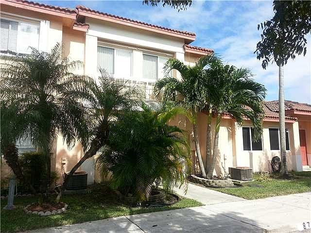 1st image of 877 NW 208th Dr