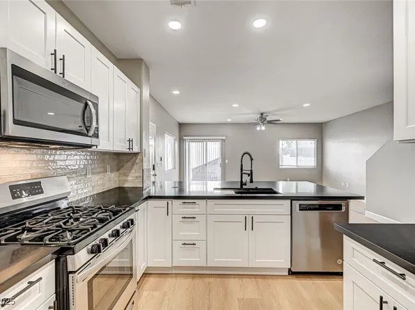 8808 Roping Rodeo Ave Unit 103, Las Vegas, NV 89178