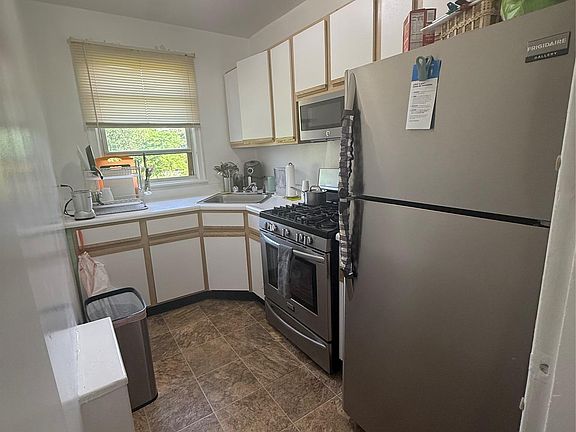2nd image of 42 Winchester Ave APT 2A