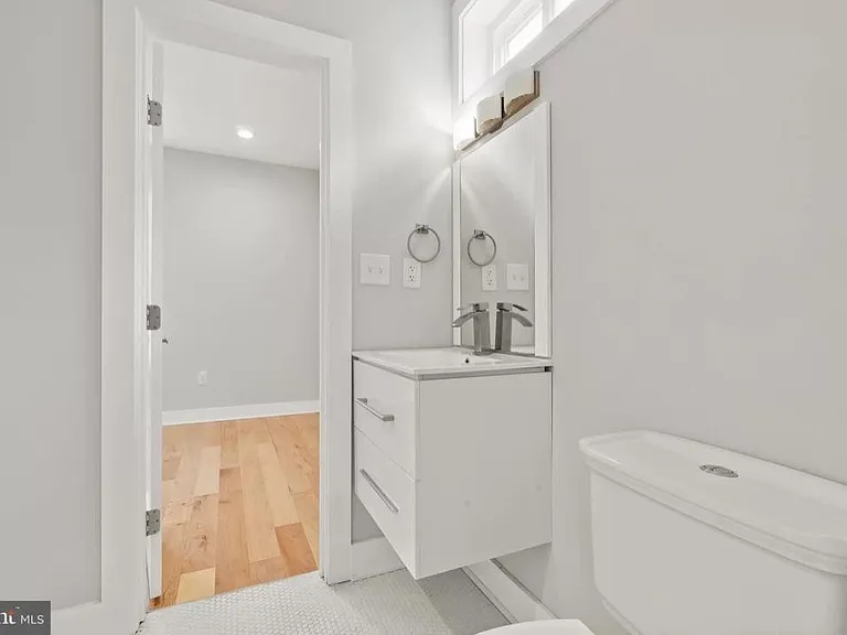 1121 Montello Ave NE #2 — Photo 17