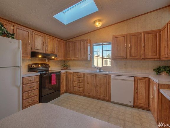 5th image of 15410 SE 272nd St Unit 115