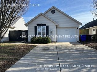5735 Riverwalk Cir, Newburgh, IN 47630
