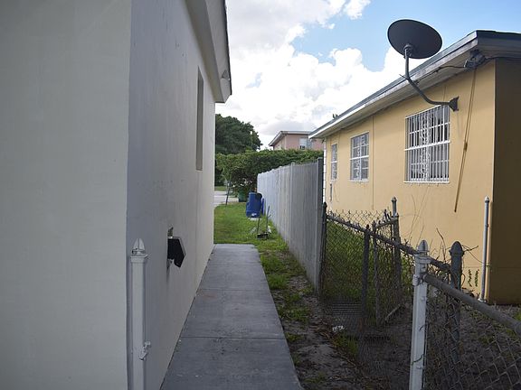4th image of 3185 NW 48th Ter #0