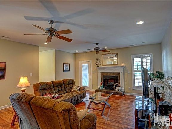 5th image of 293 Ennett Ln