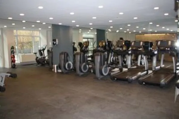 Rented by Corcoran | media 32