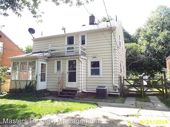 3rd image of 2822 Algonquin Pkwy