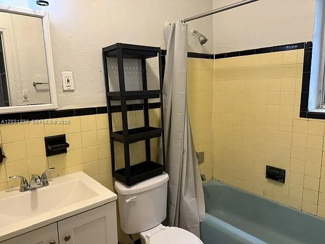 262 SW 9th St #1 — Photo 11