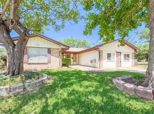 3217 Ridgeview Ln, Irving, TX 75062