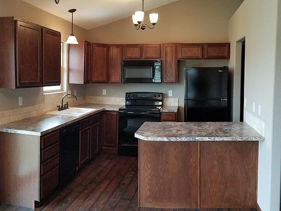 Kitchen with Bar, Built in Microwave, Hardwood Floors