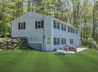 528 Log Rd, Smithfield, RI 02917