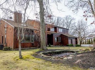 56 Dongan Blvd, Manorville, NY 11949