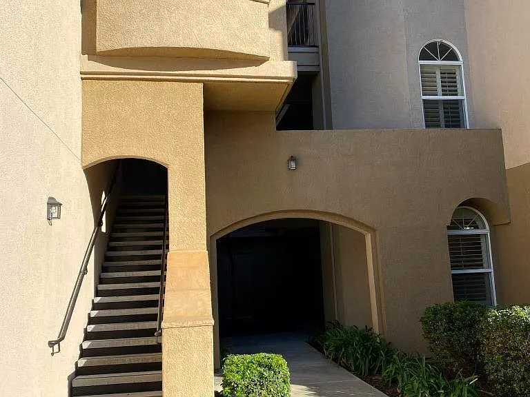 700 Moon Cir — Photo 22