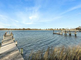 580 Broadwaters Rd, Cutchogue, NY 11935