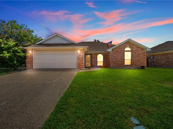 2708 Comanche Trl, Woodway, TX 76712