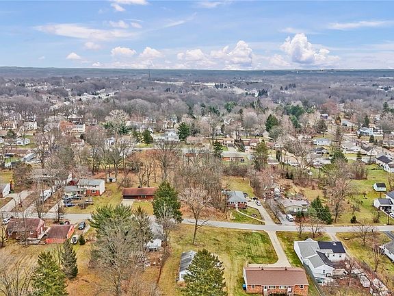 4th image of Pardee Rd