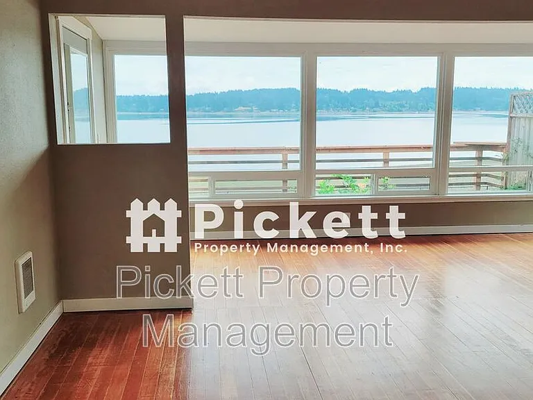 2821 Erlands Beach Loop NW — Photo 7