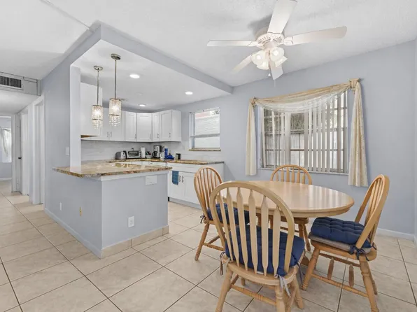 211 Piedmont E, Delray Beach, FL 33484